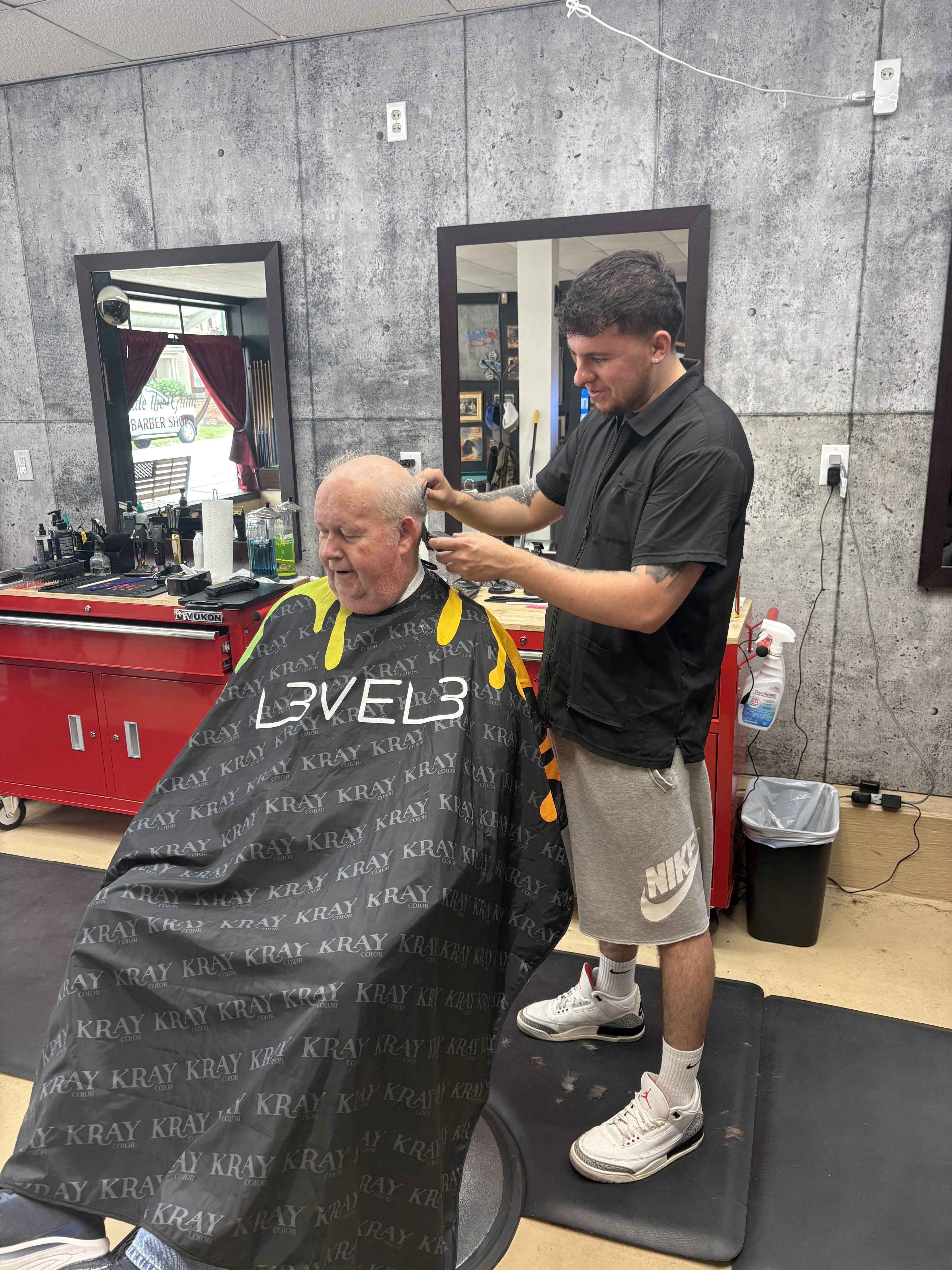 Cody - Barber at Fade The Grain